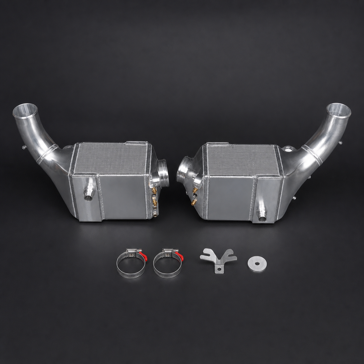 VCTR Performance BMW M5/M8 F90/G90/G99 Billet-End-Tank Intercooler – front three-quarter view